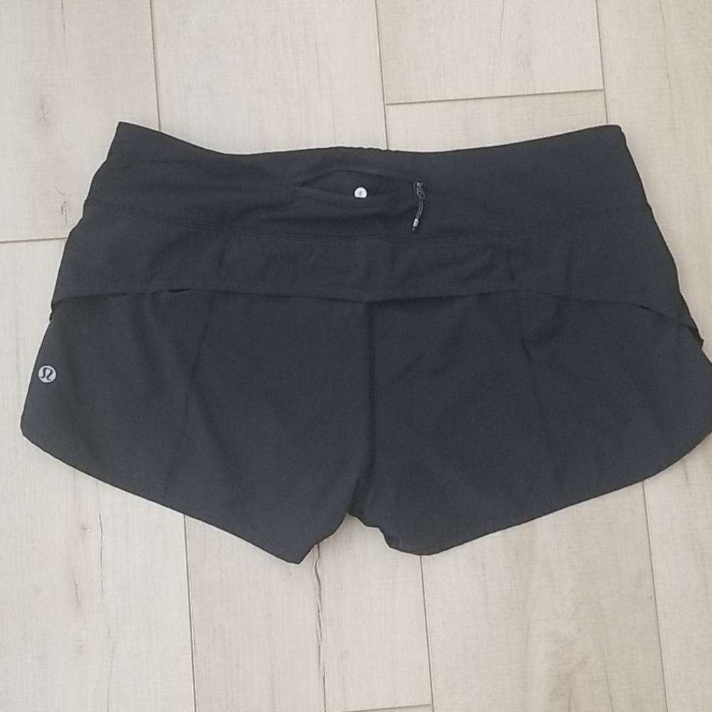 Lululemon Speed Shorts - Picture 4 of 4